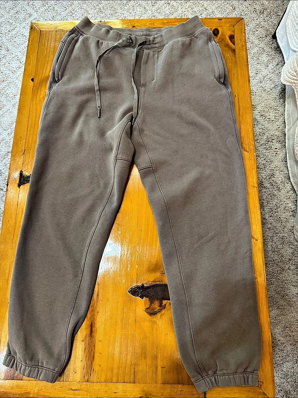 lululemon Jogger Pants in Brown Size Medium